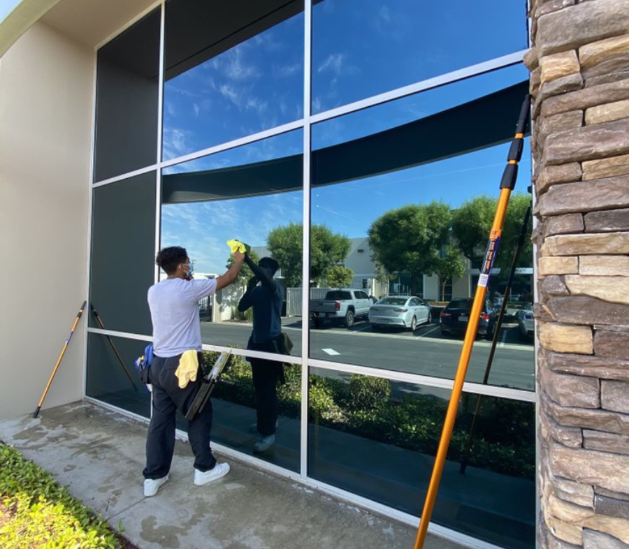Window cleaning Service in Orange County CA